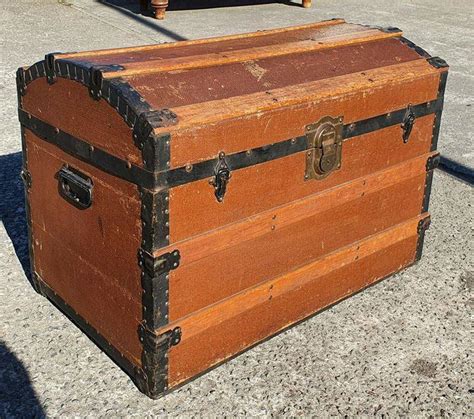 antique trunk value guide.